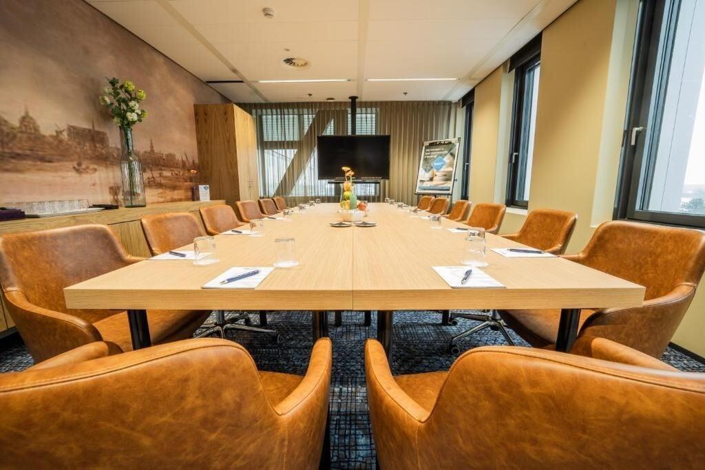 City Resort Hotel Leiden Buitenkant foto